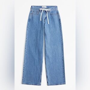 Abercrombie Women's Low Rise Ultra Loose Jean